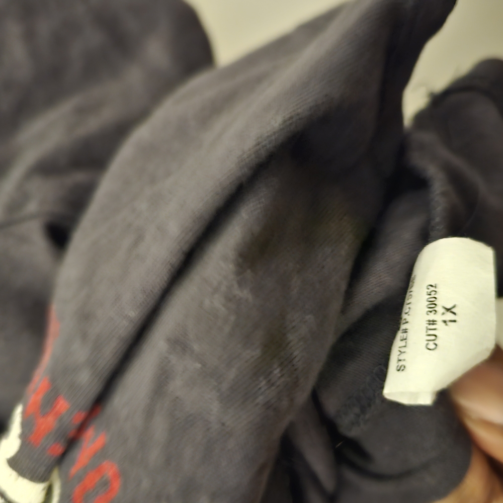 Gray Graphic Crop Top